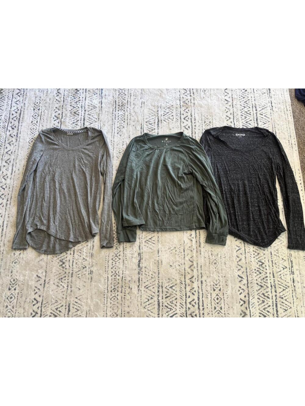 Women’s Long Sleeve Top Bundle Size M - Heather Gray, Olive, Charcoal